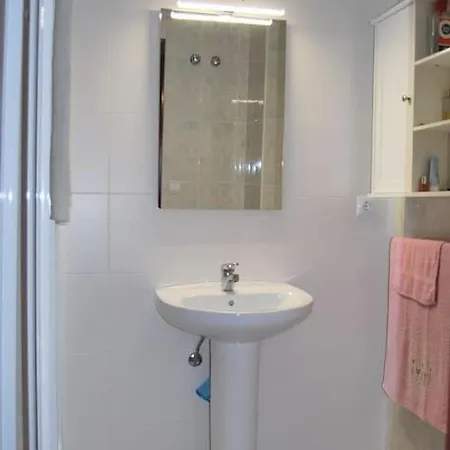 Bonito Piso Cerca De La Estacion