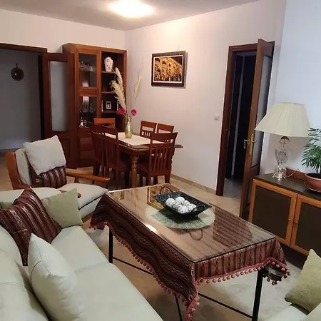 Bonito Piso Cerca De La Estacion Апартаменти *